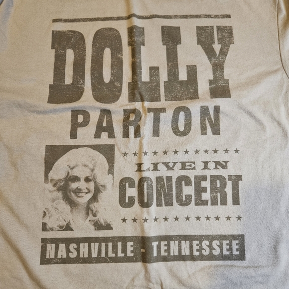 Dolly Parton Medium Tee Shirt Men's Fit - Picture 2 of 5